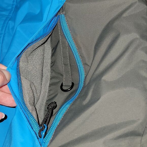 Columbia Omni-Shield Winter Kids Coat Waterproof Fabric Pockets Size 18 / 20 - Picture 4 of 14